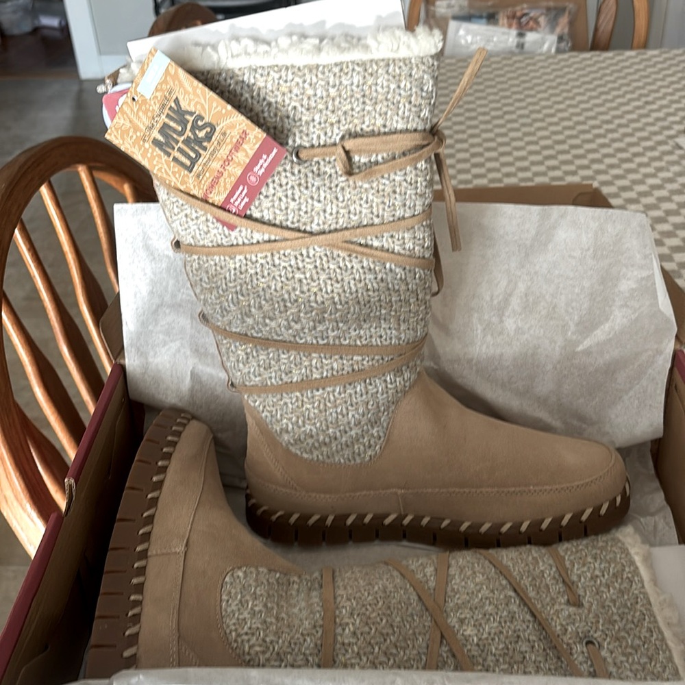 Muk Luks Women’s footwear